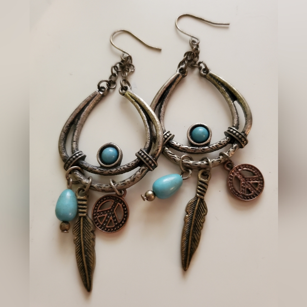Vintage 70's earrings Peace Signs Native Feathers 3 1/2" - Picture 3 of 9